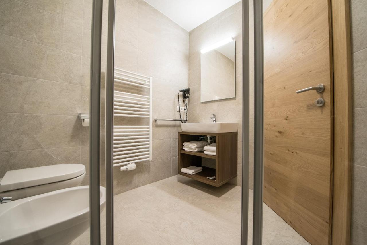 Hotel Bacher Рива-ди-Турес Экстерьер фото