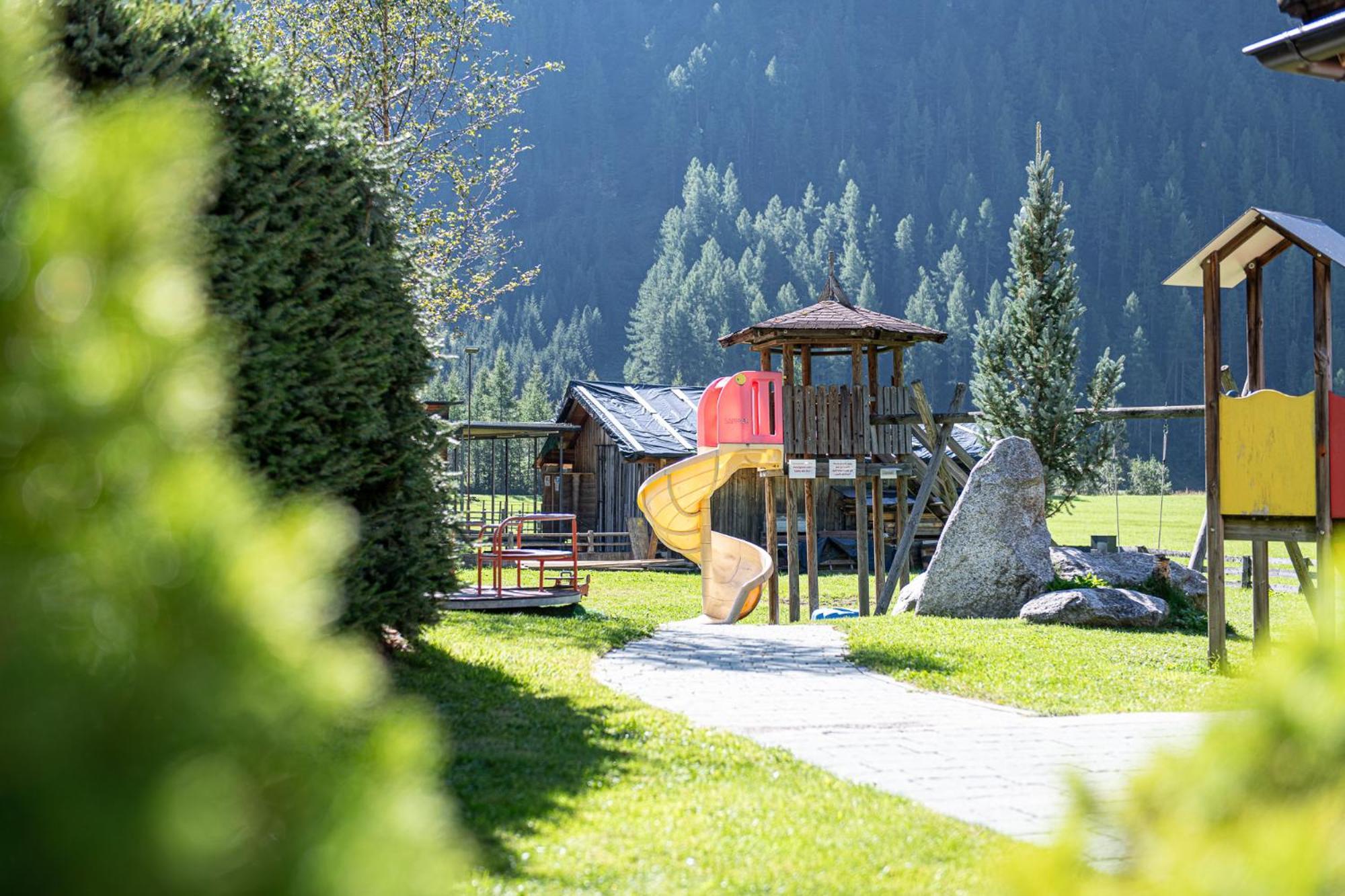 Hotel Bacher Рива-ди-Турес Экстерьер фото