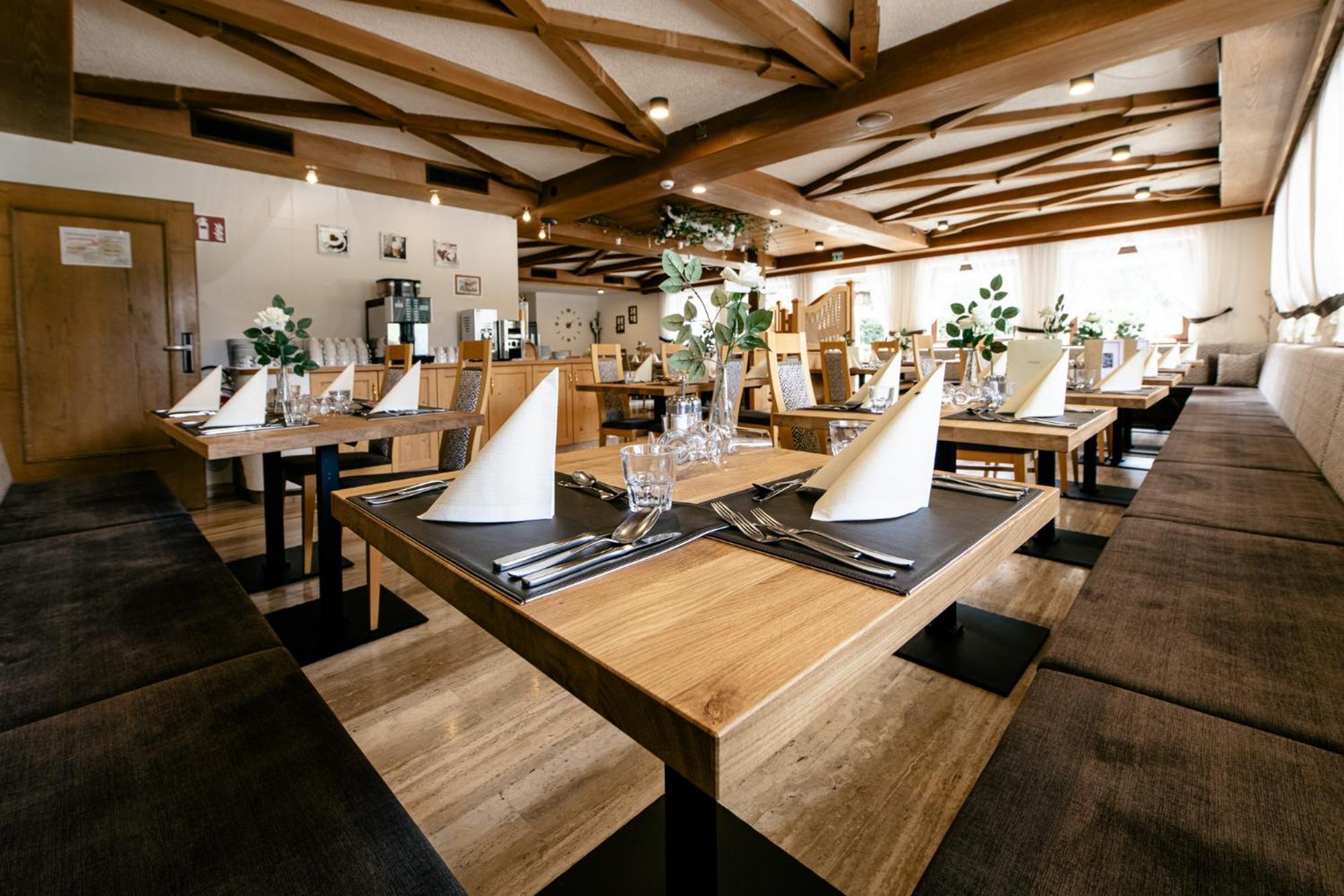 Hotel Bacher Рива-ди-Турес Экстерьер фото