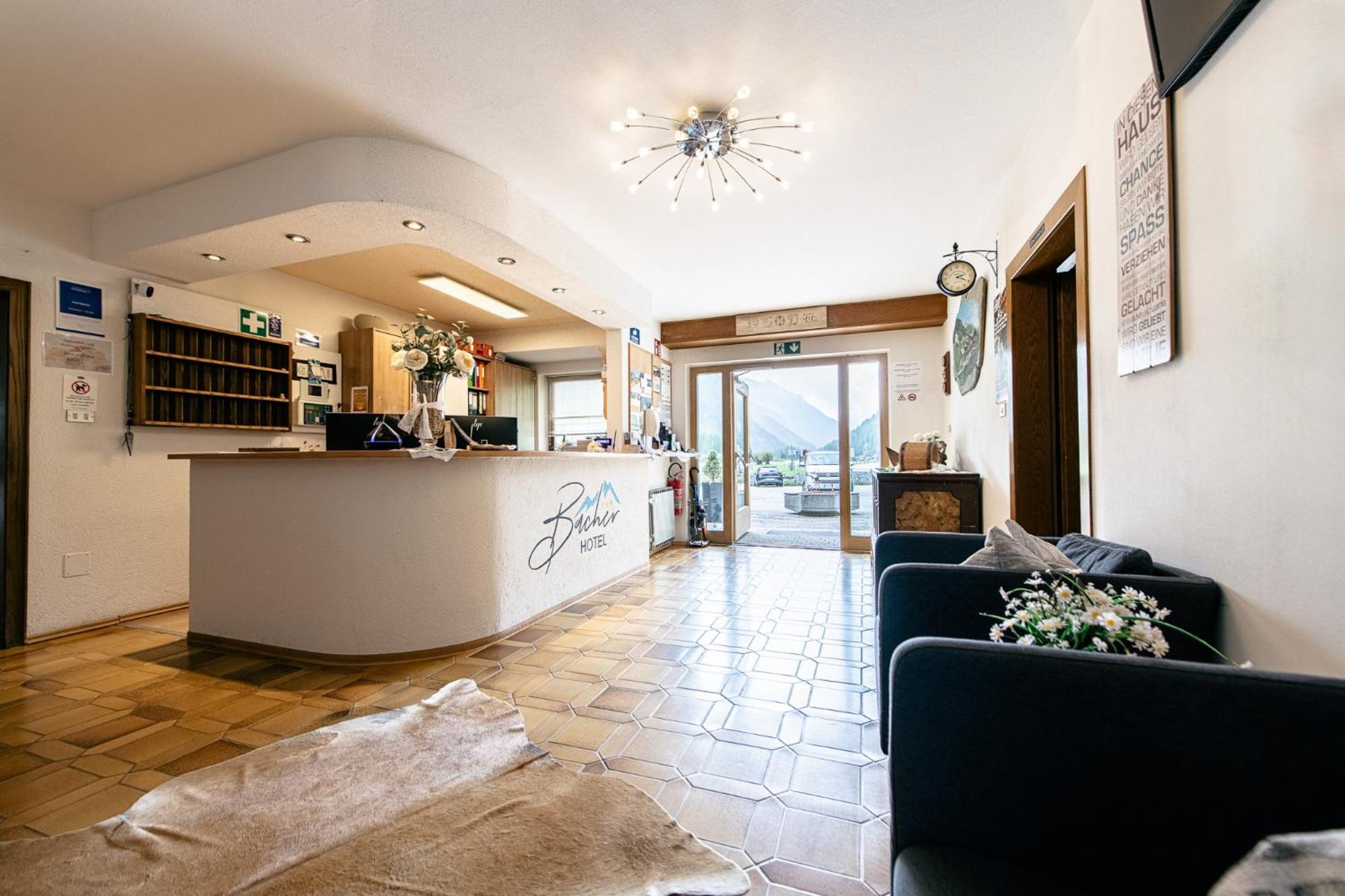 Hotel Bacher Рива-ди-Турес Экстерьер фото