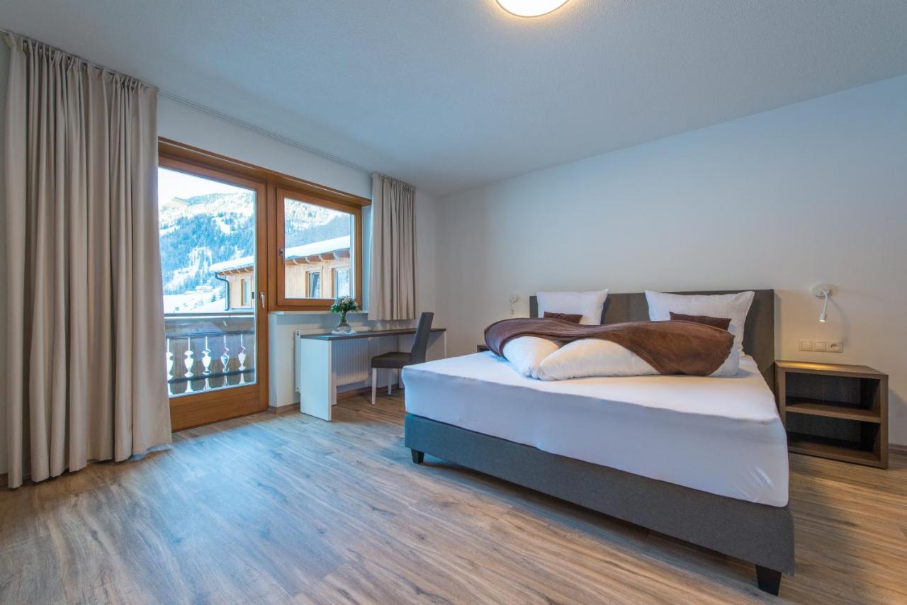 Hotel Bacher Рива-ди-Турес Экстерьер фото